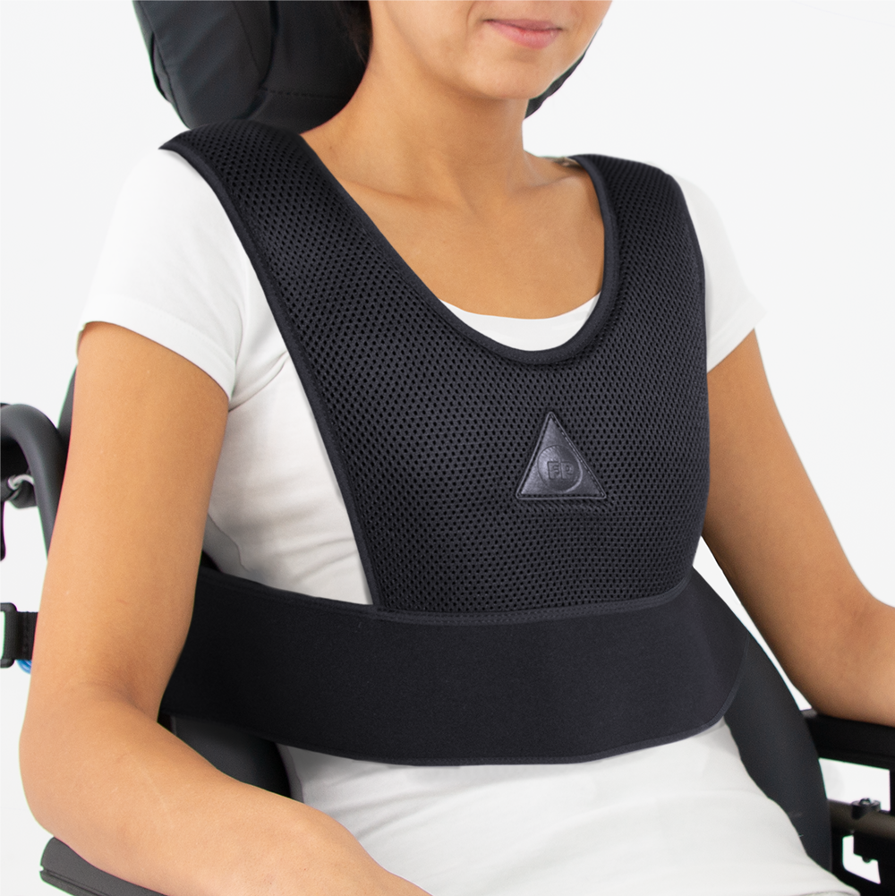 Dynamic harness with abdominal restraint belt FP-33